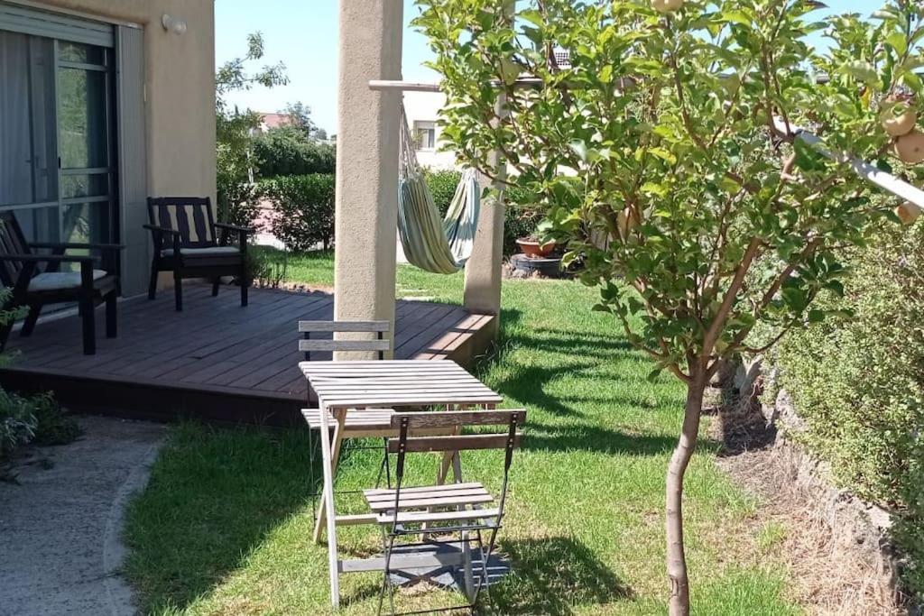Ido And Racheli Apartment Yonatan Екстериор снимка
